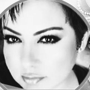 Meet your Posher, Stella